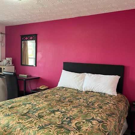 Old Mill Motel Blind River Exterior photo